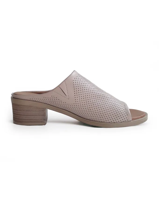 Evie Slide Heels Taupe