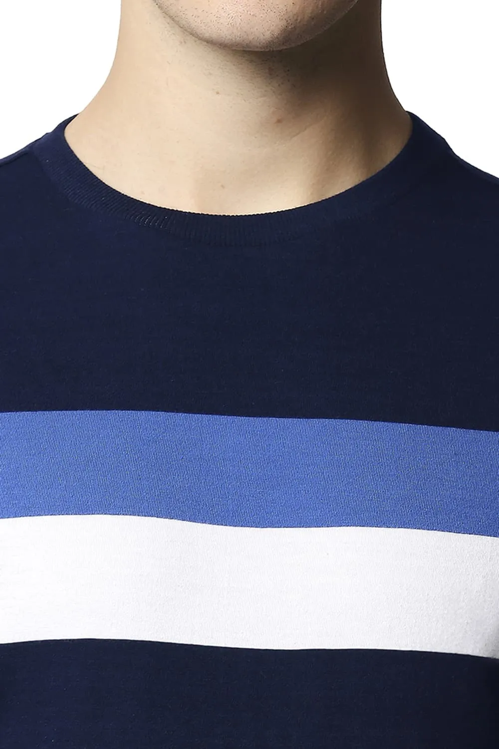 Muscle Fit Stripe Crew Neck T-shirt